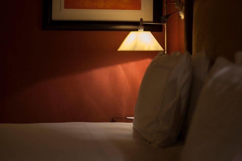 Parc Des Eaux Vives 4* Genf