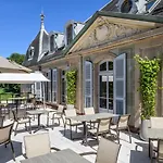 Hôtel Résidence Parc des Eaux Vives