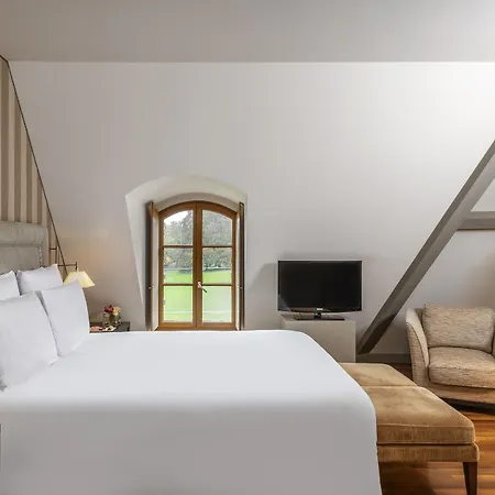 Résidence Parc Des Eaux Vives Hotel 4*