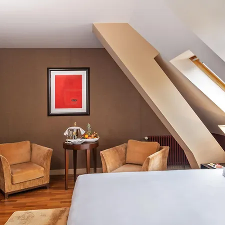 Résidence Parc Des Eaux Vives Hotel 4*